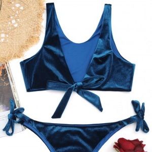 Zaful bow tie low cut velvet bikini (M)